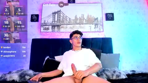 Snapshot of ianwayne_ chatting on 01-08-25, 10:37 Andrew online show from 01-08-25, 10:37