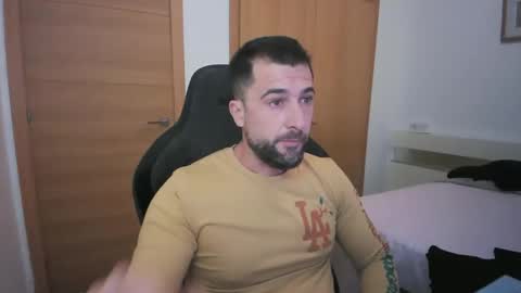 iberian_macho online show from 11-02-25, 03:14