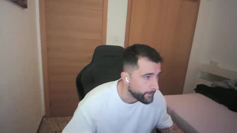 iberian_macho online show from 11-20-25, 02:28