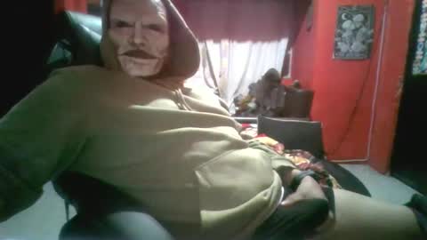 Snapshot of ibs666 chatting on 01-10-25, 07:35 ibs666 online show from 01-10-25, 07:35