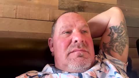 icanmakeyousquirt69 online show from 04-05-26, 07:44