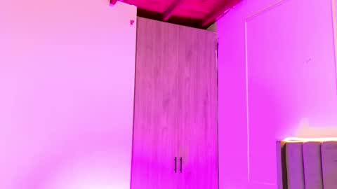 Crystall online show from 03-23-26, 02:59