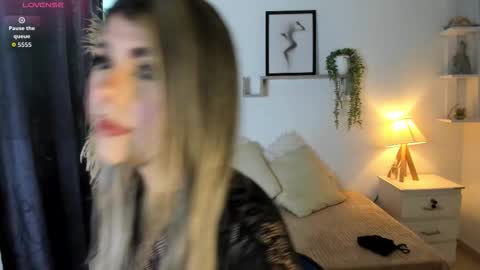 Snapshot of ice_y_abigail chatting on 11-30-25, 11:58 ice_y_abigail online show from 11-30-25, 11:58