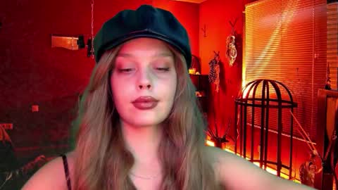 Snapshot of icecreamamy chatting on 10-05-25, 03:05 Nina online show from 10-05-25, 03:05