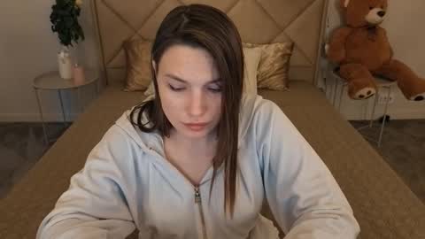 Danielle online show from 03-19-26, 03:05