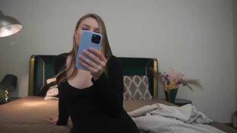 Danielle online show from 07-07-26, 07:23