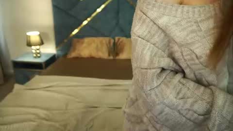 Danielle online show from 07-10-26, 05:56