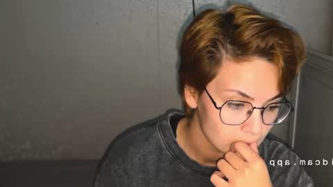 Ksenia online show from 09-28-25, 02:11