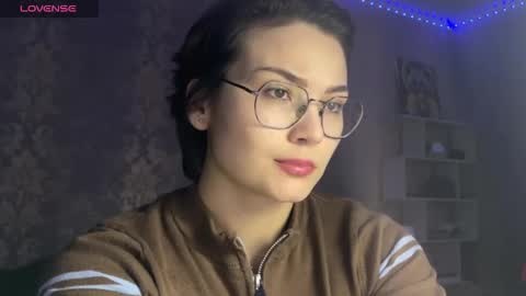 Snapshot of iceeheart chatting on 05-10-26, 06:24 Ksenia online show from 05-10-26, 06:24