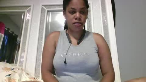 Snapshot of icegrant chatting on 06-15-26, 12:02 icegrant online show from 06-15-26, 12:02