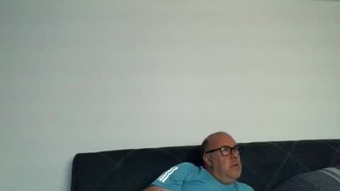 Snapshot of iceoli123 chatting on 06-16-26, 04:53 iceoli123 online show from 06-16-26, 04:53
