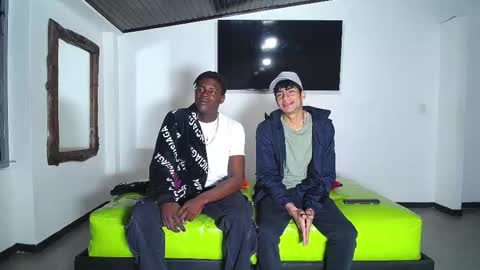 THOMAS AND DAMIAND online show from 11-01-25, 12:18