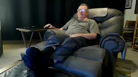 Christopher online show from 09-28-25, 02:28