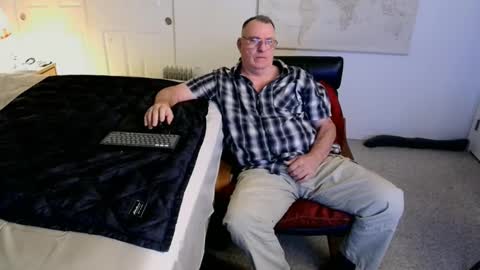 Christopher online show from 10-02-25, 04:03