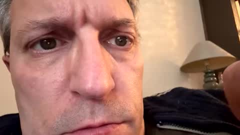 Snapshot of icums4u chatting on 10-15-25, 03:01 icums4u online show from 10-15-25, 03:01