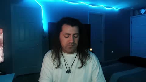 Snapshot of icy_ivy chatting on 01-10-25, 12:04 Ivan online show from 01-10-25, 12:04