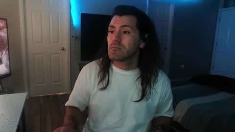 Snapshot of icy_ivy chatting on 01-10-25, 06:06 Ivan online show from 01-10-25, 06:06