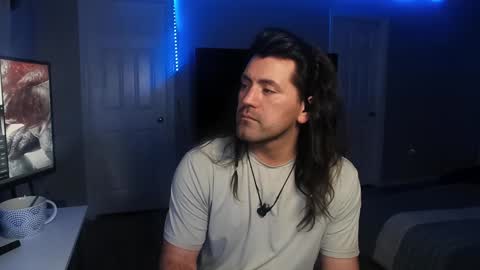 Snapshot of icy_ivy chatting on 01-18-25, 08:52 Ivan online show from 01-18-25, 08:52