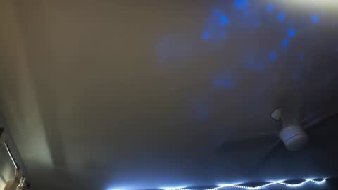 Snapshot of icy_ivy chatting on 01-25-25, 05:51 Ivan online show from 01-25-25, 05:51