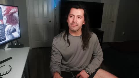 Snapshot of icy_ivy chatting on 01-28-25, 04:39 Ivan online show from 01-28-25, 04:39