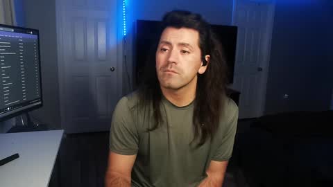 Snapshot of icy_ivy chatting on 02-01-25, 07:57 Ivan online show from 02-01-25, 07:57