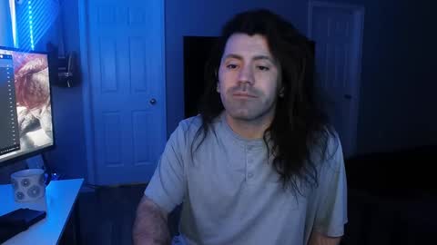 Snapshot of icy_ivy chatting on 02-12-25, 03:38 Ivan online show from 02-12-25, 03:38