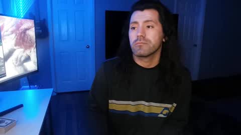 Snapshot of icy_ivy chatting on 02-18-25, 12:59 Ivan online show from 02-18-25, 12:59