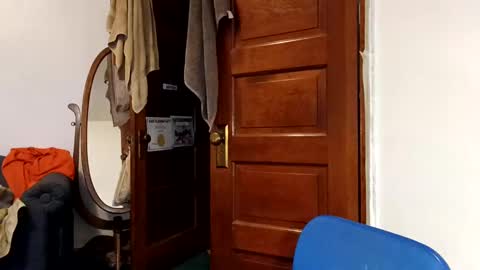 icyfucktoy online show from 11-02-25, 03:42