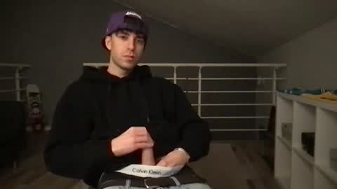 Snapshot of icyninesix chatting on 01-29-25, 02:09 icyninesix online show from 01-29-25, 02:09