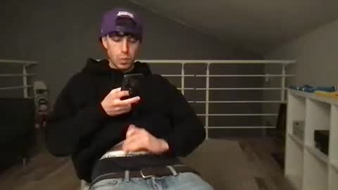 Snapshot of icyninesix chatting on 01-31-25, 03:41 icyninesix online show from 01-31-25, 03:41