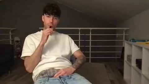 Snapshot of icyninesix chatting on 02-04-25, 01:34 icyninesix online show from 02-04-25, 01:34