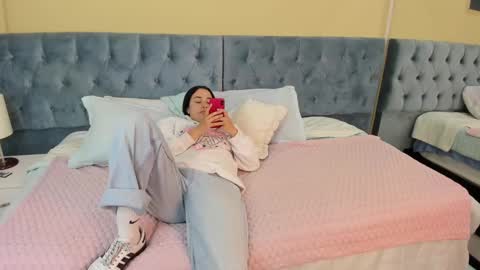 Icy online show from 02-07-25, 11:23