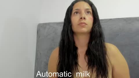 Idara Zanin online show from 04-29-26, 04:00