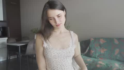 Belle online show from 02-18-25, 12:28