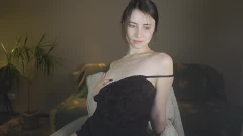 Belle online show from 02-22-25, 04:40