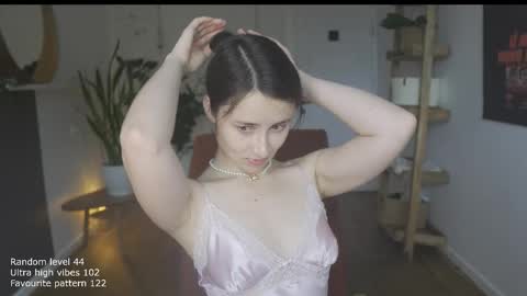 Belle online show from 11-01-25, 11:23