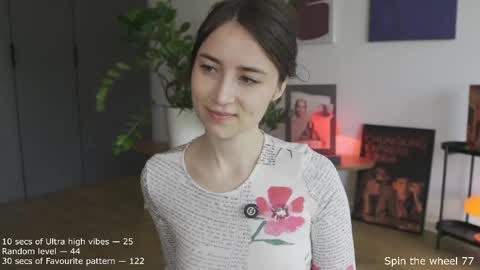 Snapshot of ifyouleave chatting on 05-14-26, 09:27 Belle online show from 05-14-26, 09:27