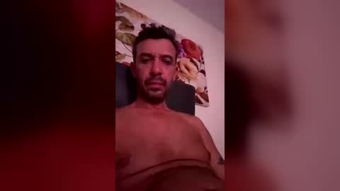 Snapshot of igal1973 chatting on 07-09-26, 06:56 igal1973 online show from 07-09-26, 06:56