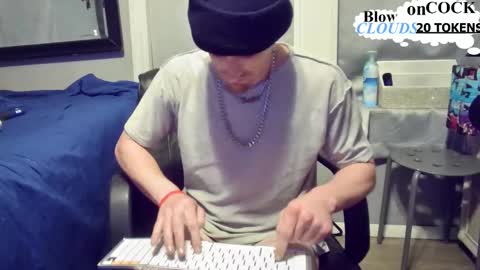 Amiri Roue online show from 12-27-24, 10:34