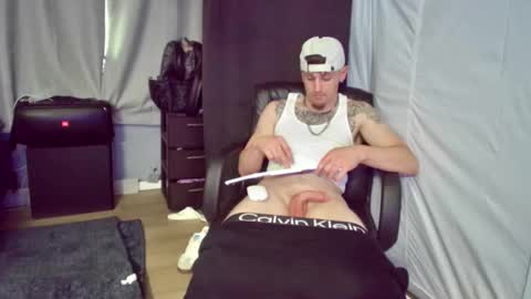 Amiri Roue online show from 02-13-25, 01:05