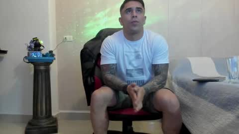 Snapshot of igor_scott chatting on 12-09-24, 12:34 Igor scott online show from 12-09-24, 12:34