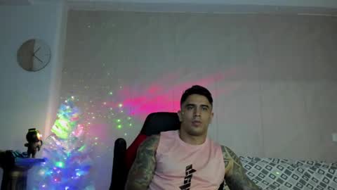 Snapshot of igor_scott chatting on 12-20-24, 03:25 Igor scott online show from 12-20-24, 03:25