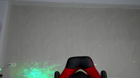 Snapshot of igor_scott chatting on 01-04-25, 02:14 Igor scott online show from 01-04-25, 02:14