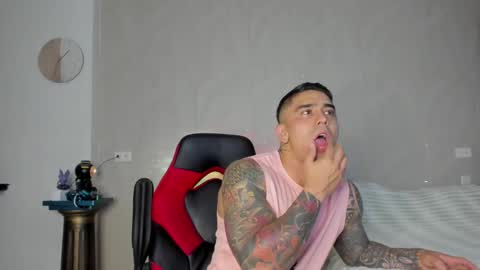 Snapshot of igor_scott chatting on 01-05-25, 03:11 Igor scott online show from 01-05-25, 03:11