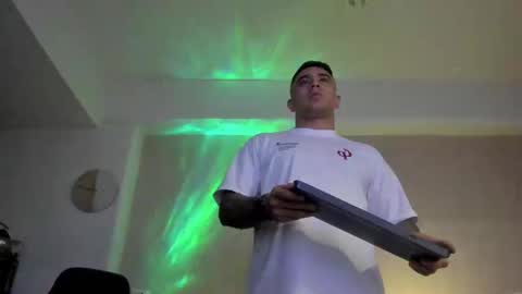 Snapshot of igor_scott chatting on 01-26-25, 05:02 Igor scott online show from 01-26-25, 05:02