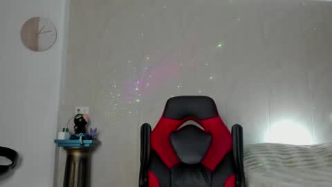 Snapshot of igor_scott chatting on 02-04-25, 03:33 Igor scott online show from 02-04-25, 03:33