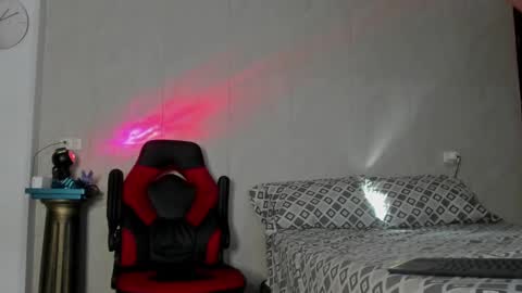 Snapshot of igor_scott chatting on 02-07-25, 03:34 Igor scott online show from 02-07-25, 03:34