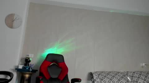 Snapshot of igor_scott chatting on 02-10-25, 03:35 Igor scott online show from 02-10-25, 03:35