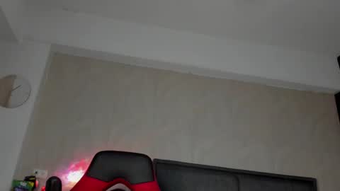 Snapshot of igor_scott chatting on 02-21-25, 03:12 Igor scott online show from 02-21-25, 03:12