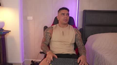 Igor scott online show from 12-18-25, 07:42